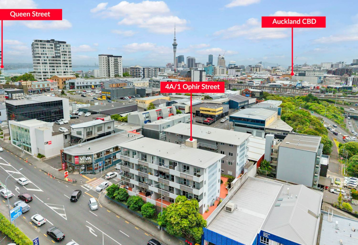 Affordable in Grey Lynn – Developer want it go, Auckland Girls’ Grammar School zone, Renovated freehold 3 beds 2 baths apartment with car park, 70sqm internal size plus Large balcony, 4A/1 Ophir Street, Grey Lynn, Auckland