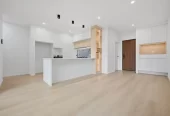 Brandnew standalone 4 beds 2.5 baths house with garage, 21 Karaka Village Parade, Karaka, Auckland