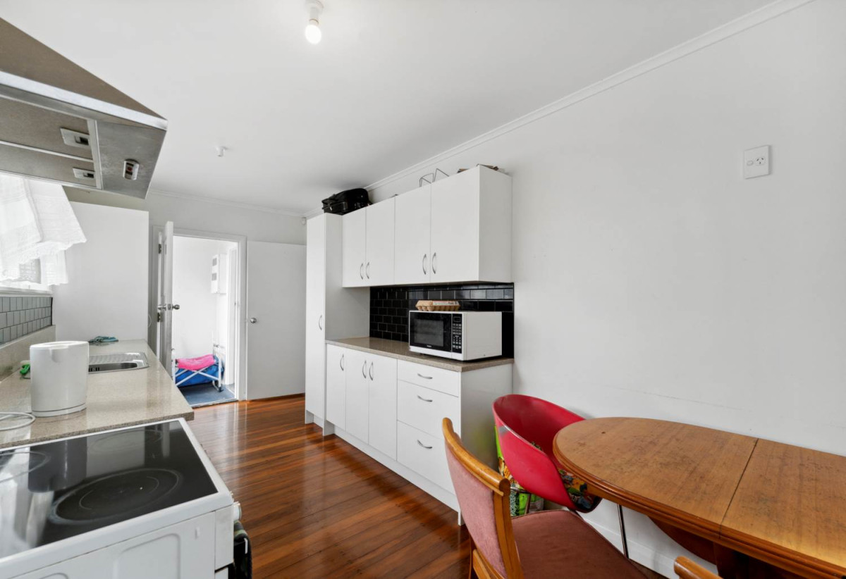 706m2 section, 3 beds 1 bath house with garage, currently rented for $750 per week, 101 Porchester Road, Papakura, Auckland