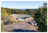 33753m2 of residentially zoned land, 3 beds 1 bath house, 1.7 km to Target Road School, 2.6 km to Albany Junior High School, 42 Albany Highway, Greenhithe, Auckland