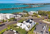 Must Sell, Vendors has Purchased, Double Grammar school zone, This Andrew Patterson Architectural masterpiece, 625m2 section, 351m2 floor area, 4 beds + office 2 baths house with double garage and swimming pool, Sea Views, zoned for Auckland Grammar and Epsom Girls’ Grammar School, 3 Crescent Road, Parnell, Auckland