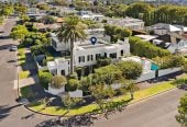 Must Sell, Vendors has Purchased, Double Grammar school zone, This Andrew Patterson Architectural masterpiece, 625m2 section, 351m2 floor area, 4 beds + office 2 baths house with double garage and swimming pool, Sea Views, zoned for Auckland Grammar and Epsom Girls’ Grammar School, 3 Crescent Road, Parnell, Auckland