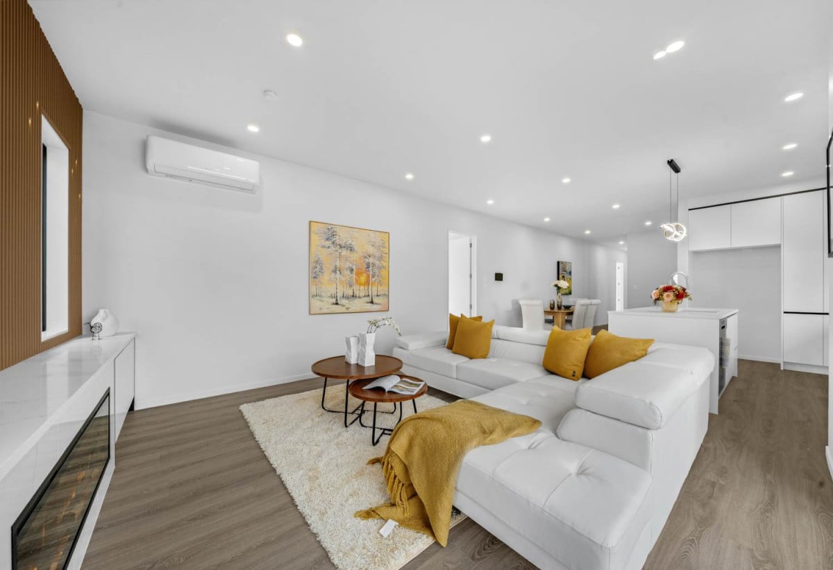 2 kitchens, 185m2 Brandnew 5 beds 3 baths home with double garage and 1 bed granny, 2/107 Fitzroy Street, Papatoetoe, Auckland