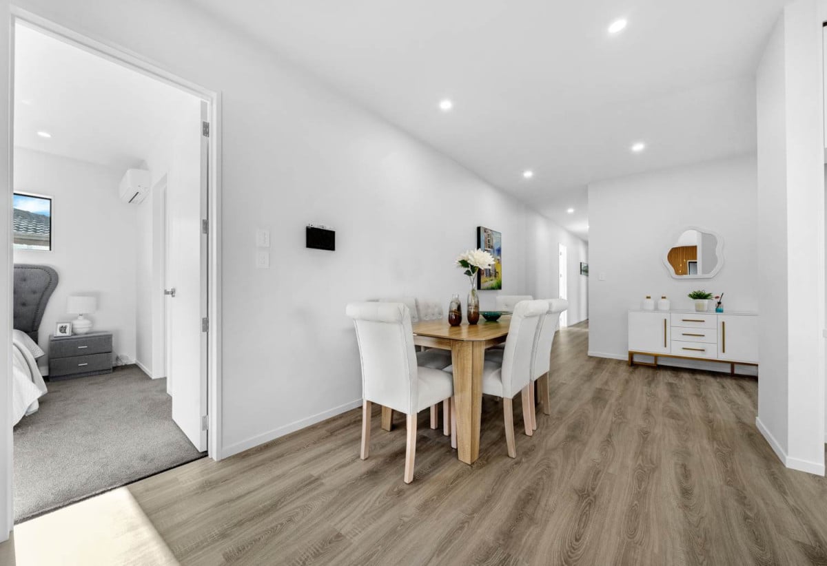 2 kitchens, 185m2 Brandnew 5 beds 3 baths home with double garage and 1 bed granny, 2/107 Fitzroy Street, Papatoetoe, Auckland