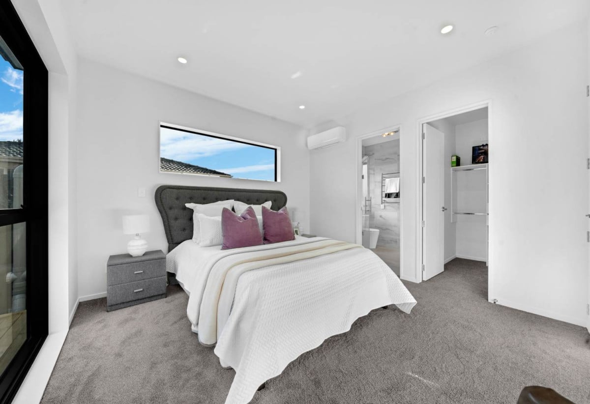 2 kitchens, 185m2 Brandnew 5 beds 3 baths home with double garage and 1 bed granny, 2/107 Fitzroy Street, Papatoetoe, Auckland