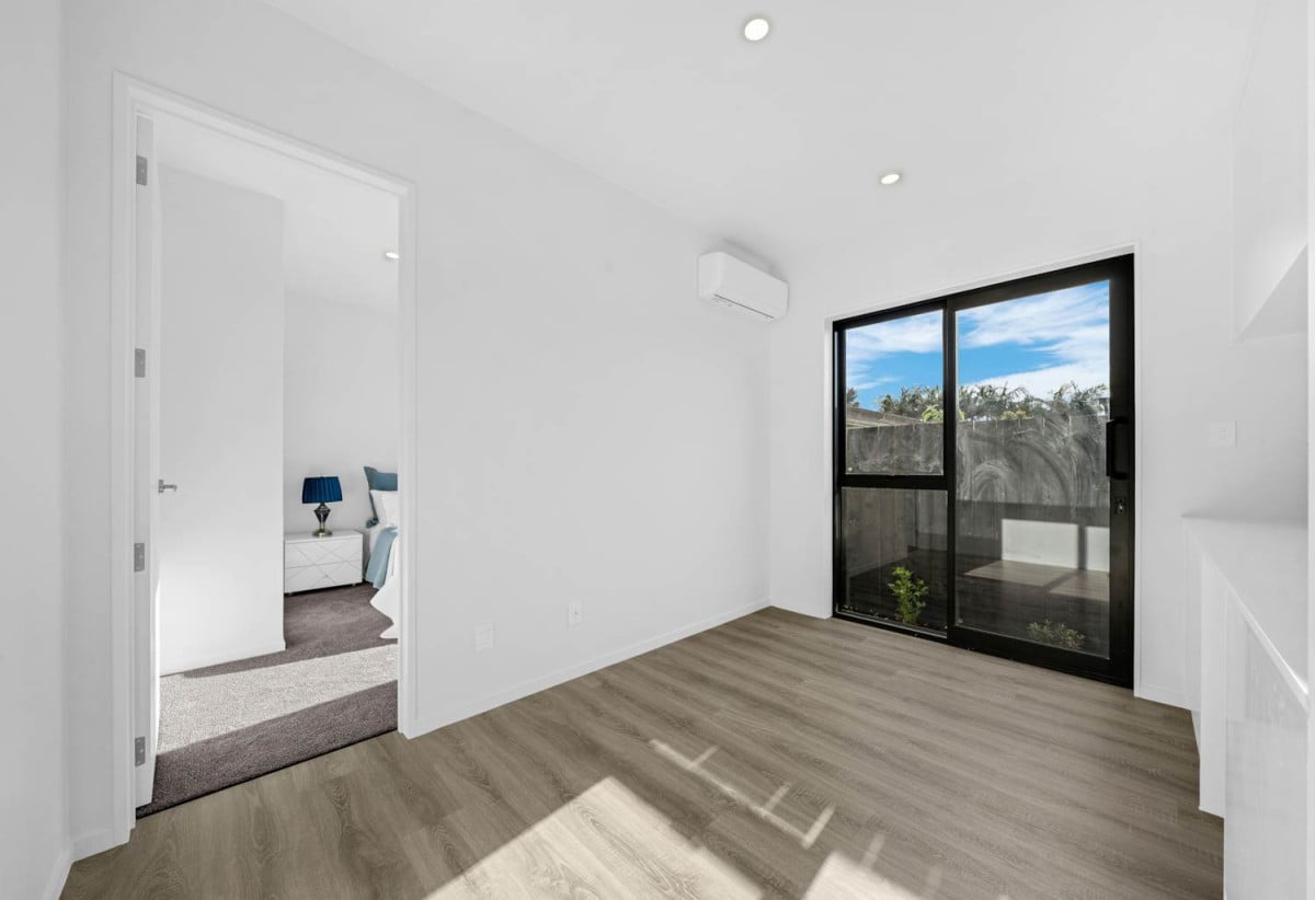 2 kitchens, 185m2 Brandnew 5 beds 3 baths home with double garage and 1 bed granny, 2/107 Fitzroy Street, Papatoetoe, Auckland