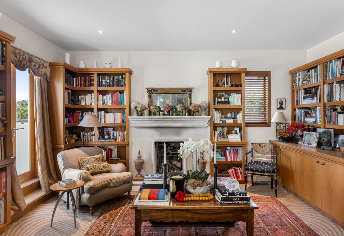 Must Sell, Vendors has Purchased, Double Grammar school zone, This Andrew Patterson Architectural masterpiece, 625m2 section, 351m2 floor area, 4 beds + office 2 baths house with double garage and swimming pool, Sea Views, zoned for Auckland Grammar and Epsom Girls’ Grammar School, 3 Crescent Road, Parnell, Auckland
