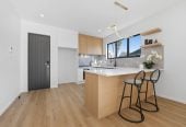 Elite School Zones, Coastal Luxury, 132m2 Brandnew standalone 3 beds + study 2.5 baths home with garage, 32A Tyrian Close, Half Moon Bay, Auckland