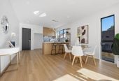Elite School Zones, Coastal Luxury, 140m2 Brandnew standalone 3 beds + study 2.5 baths home with garage, 32B Tyrian Close, Half Moon Bay, Auckland