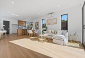 Elite School Zones, Coastal Luxury, 137m2 Brandnew standalone 3 beds + study 2.5 baths home with garage, 32C Tyrian Close, Half Moon Bay, Auckland