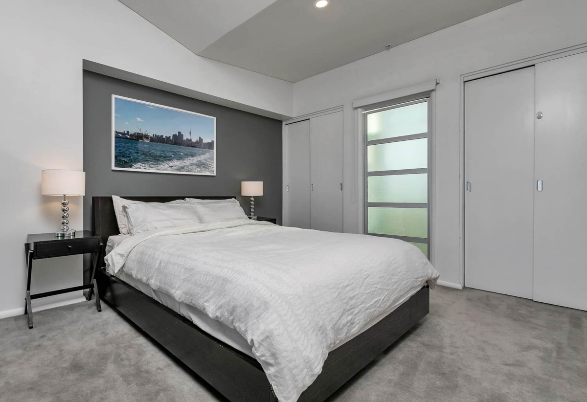 Auckland Girls’ Grammar School zone, Penthouse living at Princes Wharf, 85m2 Leasehold 1 bed 1 bath apartment with secure carpark at Shed 20, plus a large balcony offering harbour views, 48A/139 Quay Street, City Centre, Auckland