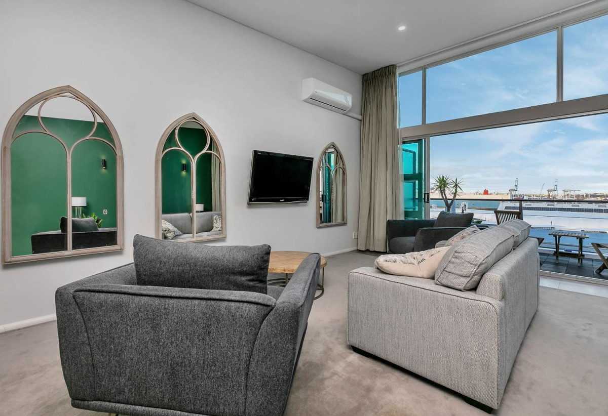 Auckland Girls’ Grammar School zone, Penthouse living at Princes Wharf, 85m2 Leasehold 1 bed 1 bath apartment with secure carpark at Shed 20, plus a large balcony offering harbour views, 48A/139 Quay Street, City Centre, Auckland