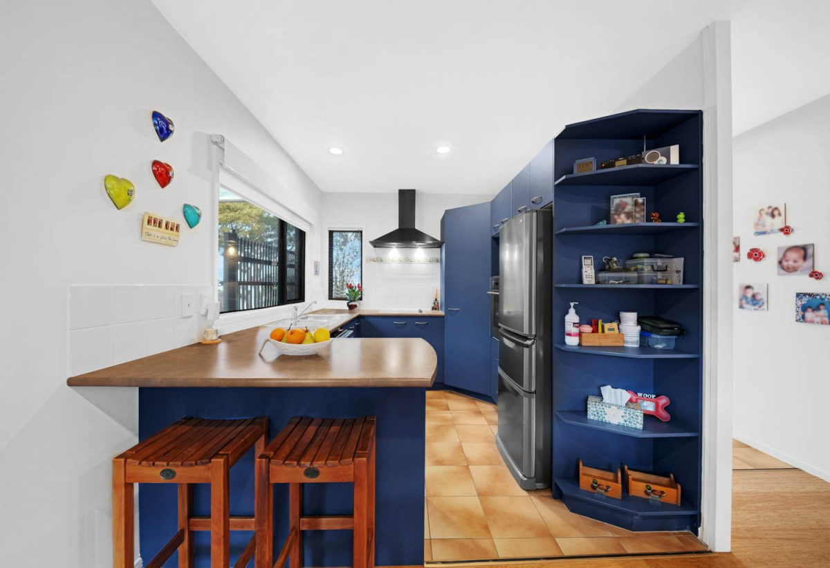 Charming Brick Beauty in Howick, 3 Bedrooms | 1.5 Bathrooms | 1 Garage + 1 Carport, 1/19 Howe Street, Howick, Auckland