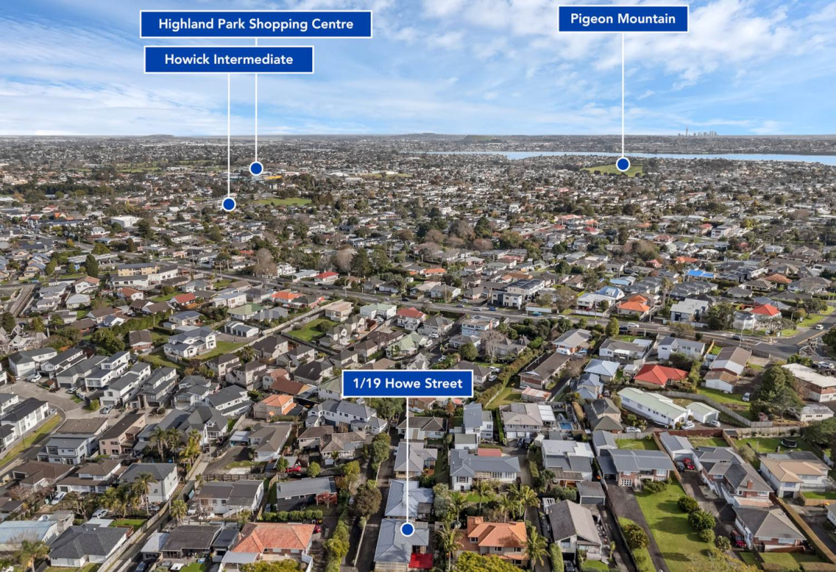 Charming Brick Beauty in Howick, 3 Bedrooms | 1.5 Bathrooms | 1 Garage + 1 Carport, 1/19 Howe Street, Howick, Auckland