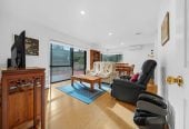 Charming Brick Beauty in Howick, 3 Bedrooms | 1.5 Bathrooms | 1 Garage + 1 Carport, 1/19 Howe Street, Howick, Auckland