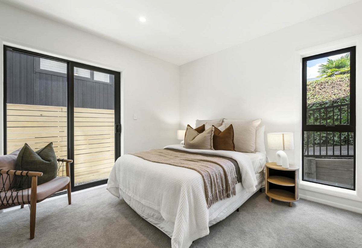 Must Sell, Built- in lift, Brandnew standalone 5 beds (3 ensuites) 4.5 baths house with double garage, 19B Hawera Road, Kohimarama, Auckland