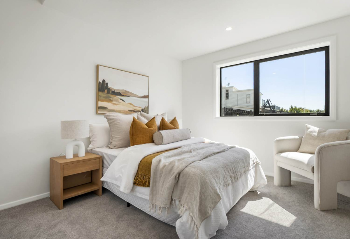 Must Sell, Built- in lift, Brandnew standalone 5 beds (3 ensuites) 4.5 baths house with double garage, 19B Hawera Road, Kohimarama, Auckland