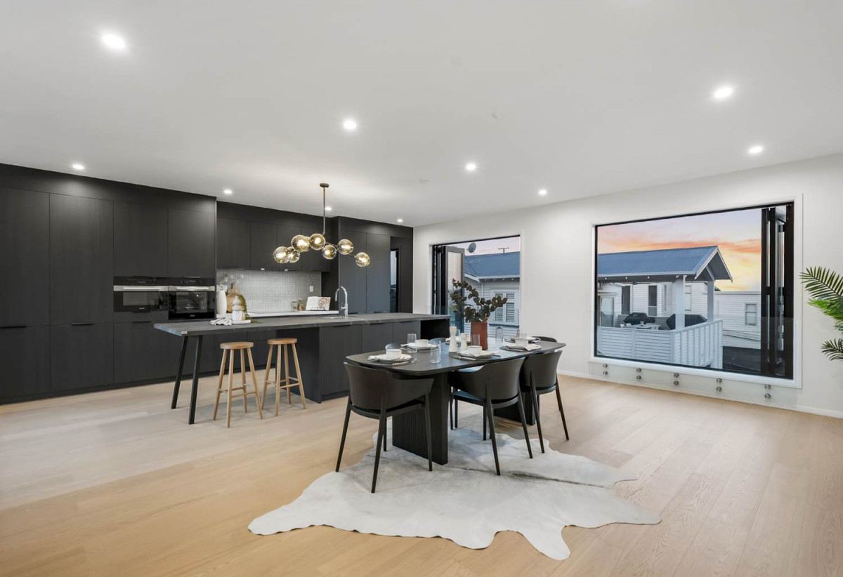 Must Sell, Built- in lift, Brandnew standalone 5 beds (3 ensuites) 4.5 baths house with double garage, 19B Hawera Road, Kohimarama, Auckland