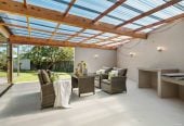 688m2 section, 6 beds + 3 Flexi rooms 2 baths house with carport, Upstairs 4 beds 1 bath kitchen dining and living, Downstairs 2 beds 1 bath 3 flexi rooms living and tea-making room, 48 Matuhi Rise, Henderson, Auckland