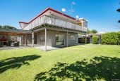 688m2 section, 6 beds + 3 Flexi rooms 2 baths house with carport, Upstairs 4 beds 1 bath kitchen dining and living, Downstairs 2 beds 1 bath 3 flexi rooms living and tea-making room, 48 Matuhi Rise, Henderson, Auckland