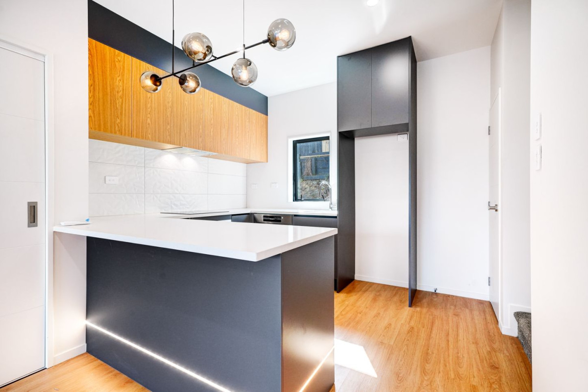 Affordable Brandnew freehold 2 beds 2 baths home with car park, Move-in ready, Located just a short walk to Heron Park and Fairlands Reserve, Lot 20/38 Fairlands Avenue, Waterview, Auckland
