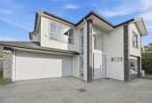 Room for Everyone, Space for Every Stage of Life, 5 beds (3 ensuites) 4.5 baths house with double garage, 1 ensuite ground floor, 71A Oranga Avenue, Onehunga, Auckland