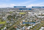 Room for Everyone, Space for Every Stage of Life, 5 beds (3 ensuites) 4.5 baths house with double garage, 1 ensuite ground floor, 71A Oranga Avenue, Onehunga, Auckland