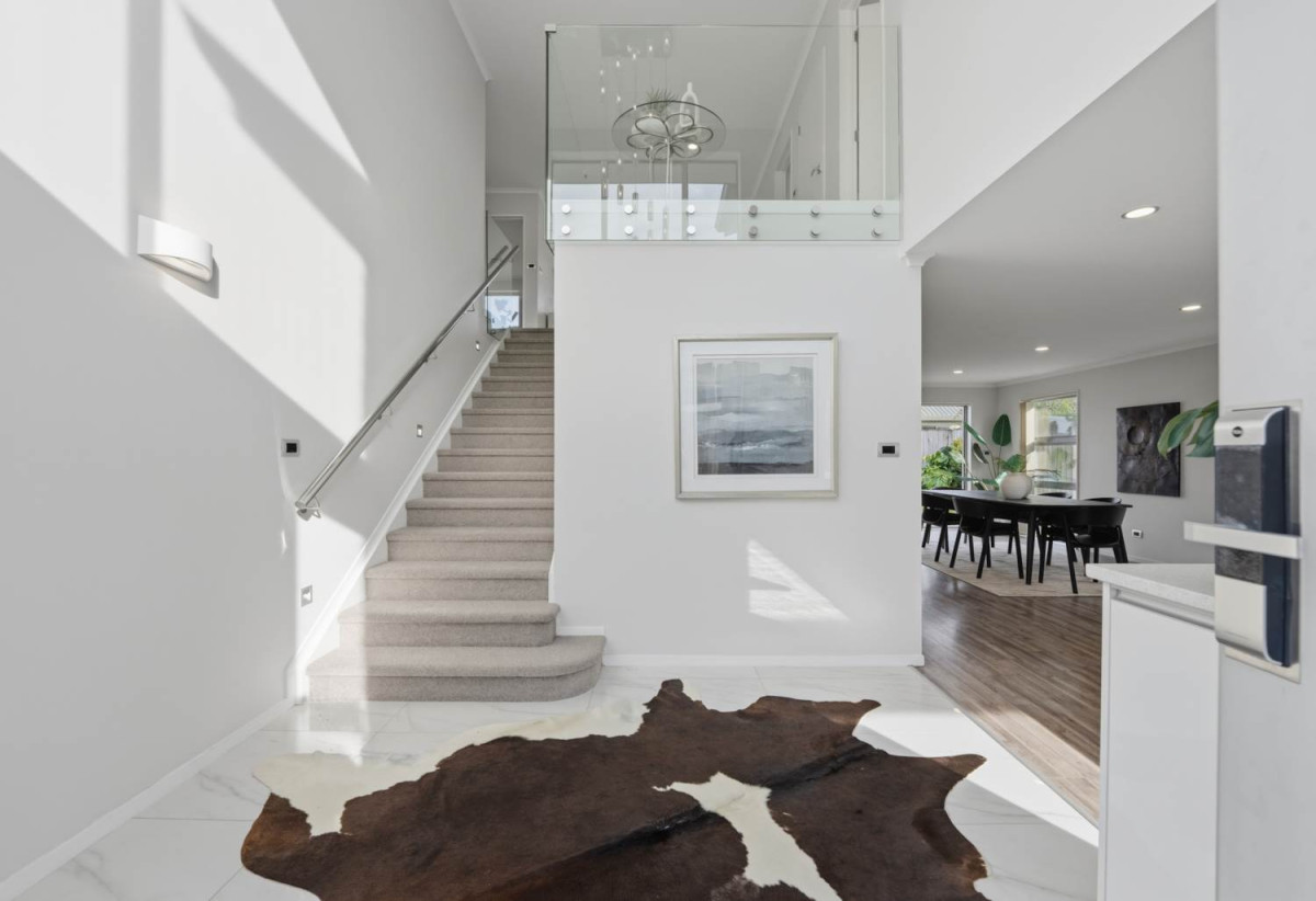 Room for Everyone, Space for Every Stage of Life, 5 beds (3 ensuites) 4.5 baths house with double garage, 1 ensuite ground floor, 71A Oranga Avenue, Onehunga, Auckland