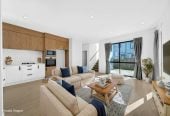 Freehold Corner Home in a Convenient Location, 3 beds 2.5 baths home with car park, 27 Tumu Road, Papakura, Auckland
