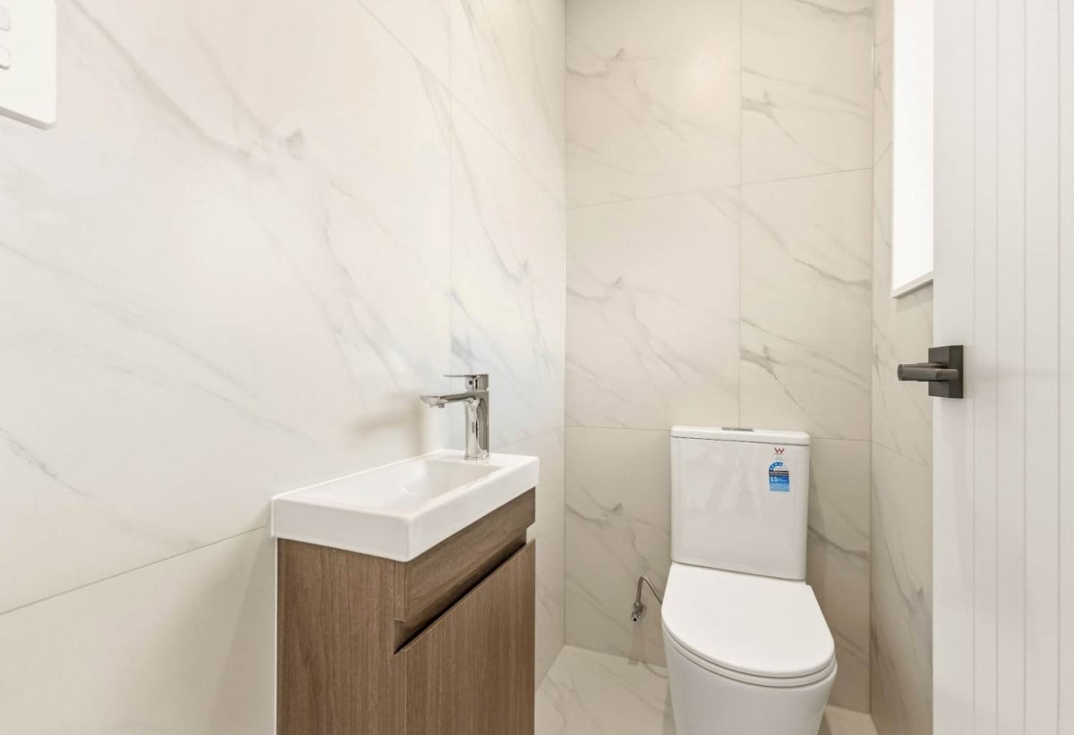 Brandnew 5 beds 3.5 baths home with garage, The ground floor is a revelation: two private bedroom suites share a combined bathroom and have a separate entrance, 29 Scott Road, Hobsonville, Auckland