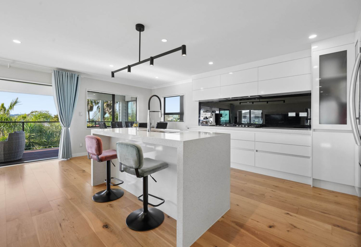 Motivated vendor, 500m2 section, Sea Views, Brick and weatherboard 5 beds (1ensuite) 3 baths house with double garage, 2 beds 1 bath ground floor, 48C Totara Road, Te Atatu Peninsula, Auckland