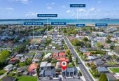 3 beds 2.5 baths home with garage, 1 ensuite ground floor, 0.4 km to Te Atatu Intermediate, 3/25 Taikata Road, Te Atatu Peninsula, Auckland