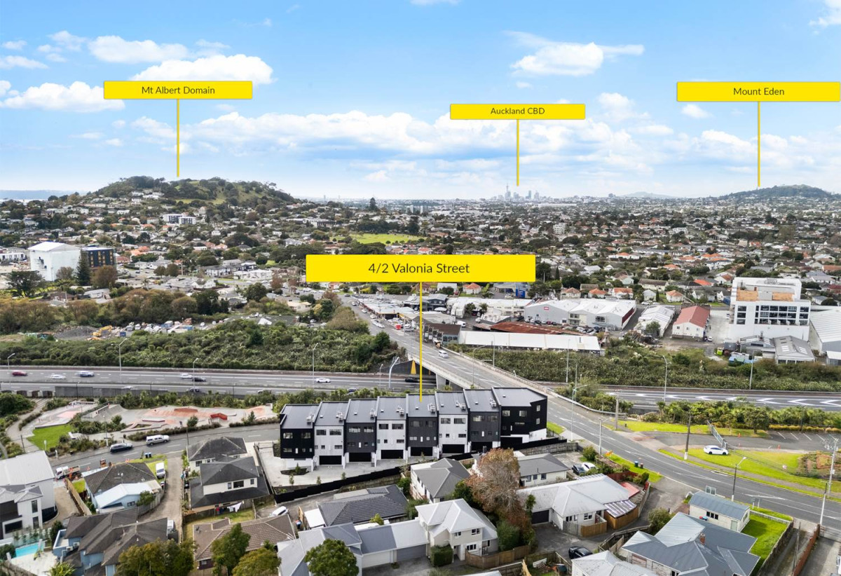 Freehold 4 beds (2 ensuites) 3.5 baths home, double garage, 1 ensuite ground floor, 3 + 1 layout, Lift infrastructure installed for future lift installation, Daikin rooftop heating and cooling system, Bluetooth audio system to kitchen and living areas, 8/2 Valonia Street, Mt Roskill, Auckland