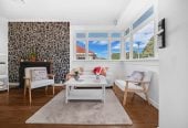 Standalone 3 beds 1 bath house with carport, 0.4 km to Puhinui School, 1/25 Bledisloe Street, Papatoetoe, Auckland