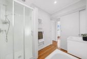 3 beds 1 bath house with Garden and Garage, The enchanting walkways to Heron Park and Oakley Reserve are meters from your front door, 1602A Great North Road, Waterview, Auckland