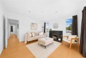 3 beds 1 bath house with Garden and Garage, The enchanting walkways to Heron Park and Oakley Reserve are meters from your front door, 1602A Great North Road, Waterview, Auckland