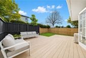 3 beds 1 bath house with Garden and Garage, The enchanting walkways to Heron Park and Oakley Reserve are meters from your front door, 1602A Great North Road, Waterview, Auckland