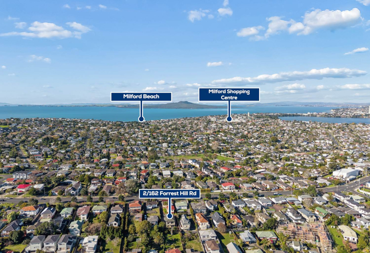 Double Westlake School Zone, BC Approved for Recladding, Standalone 3 beds + study 2 bath house with double garage, 117 Bushlands Park Drive, Albany, Auckland