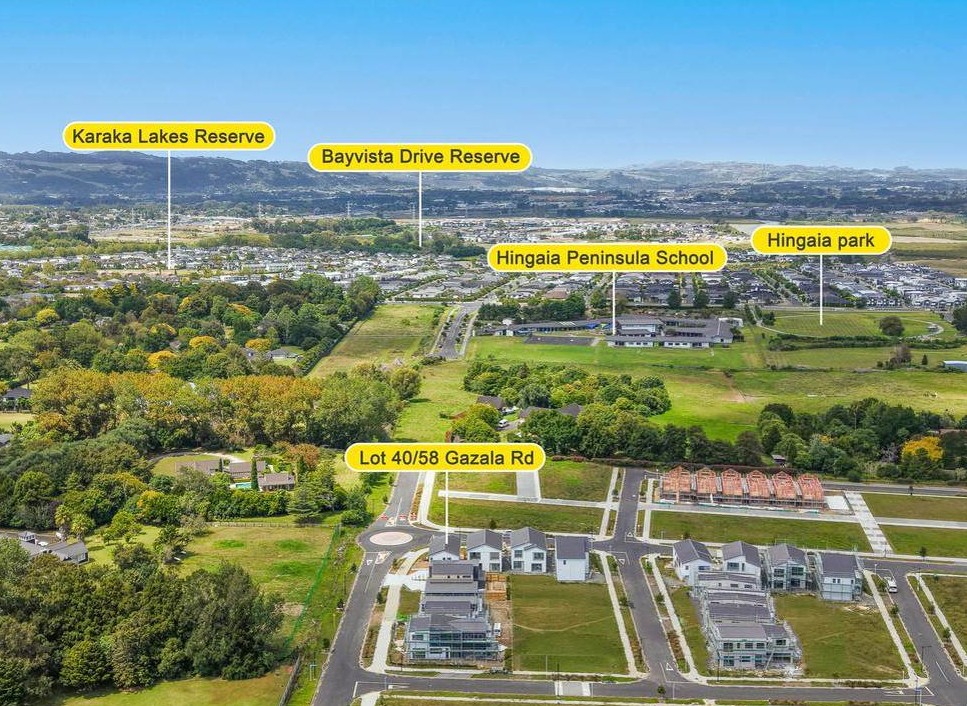 7 beds ( 2 ensuites) 4 baths house with double garage, 2 beds 1 bath ground floor, 0.5 km to Hingaia Peninsula School, 68 Papaka Road, Karaka, Auckland
