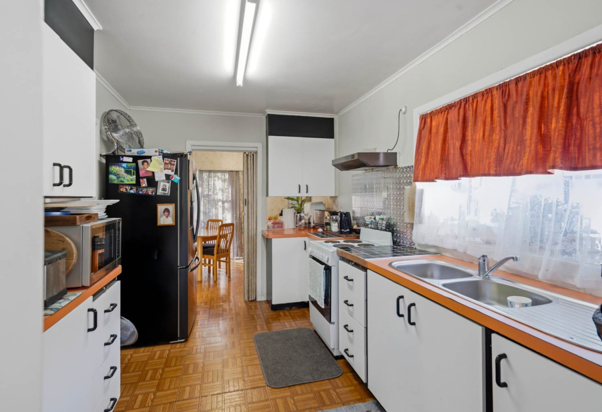 825sqm Freehold with 16m Road Frontage, Brick and tile 3 beds 1 bath house with standalone double garage, 38 Waimai Road, Weymouth, Auckland