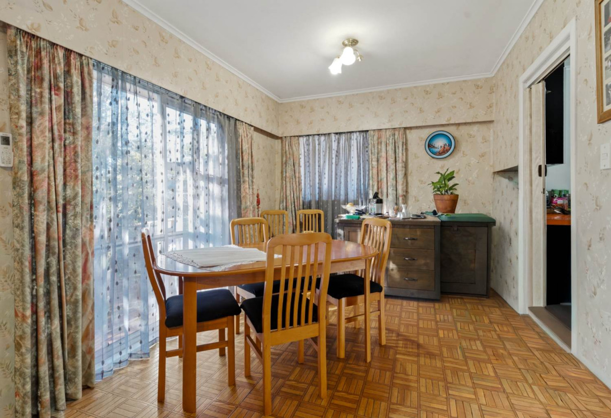 825sqm Freehold with 16m Road Frontage, Brick and tile 3 beds 1 bath house with standalone double garage, 38 Waimai Road, Weymouth, Auckland