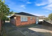 825sqm Freehold with 16m Road Frontage, Brick and tile 3 beds 1 bath house with standalone double garage, 38 Waimai Road, Weymouth, Auckland
