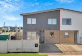 Ultimate Corner Fletcher-built Home., 2 beds 1 bath 1 car par, 1.2 km to Homai School, 1.4 km to Manurewa High School, 24 Katikati Drive, Manurewa, Auckland