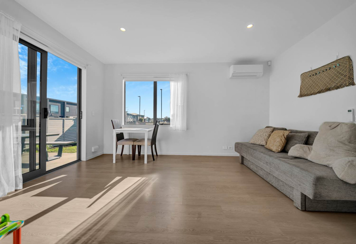 Ultimate Corner Fletcher-built Home., 2 beds 1 bath 1 car par, 1.2 km to Homai School, 1.4 km to Manurewa High School, 24 Katikati Drive, Manurewa, Auckland