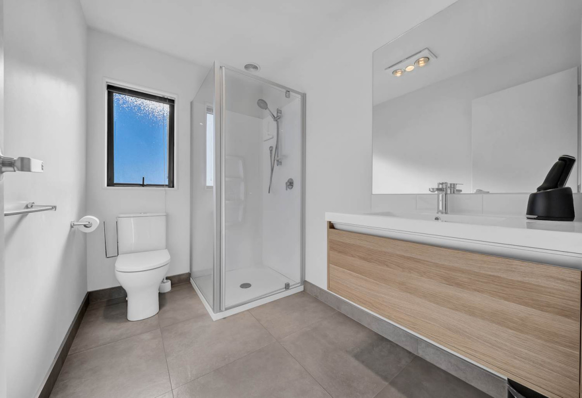Ultimate Corner Fletcher-built Home., 2 beds 1 bath 1 car par, 1.2 km to Homai School, 1.4 km to Manurewa High School, 24 Katikati Drive, Manurewa, Auckland