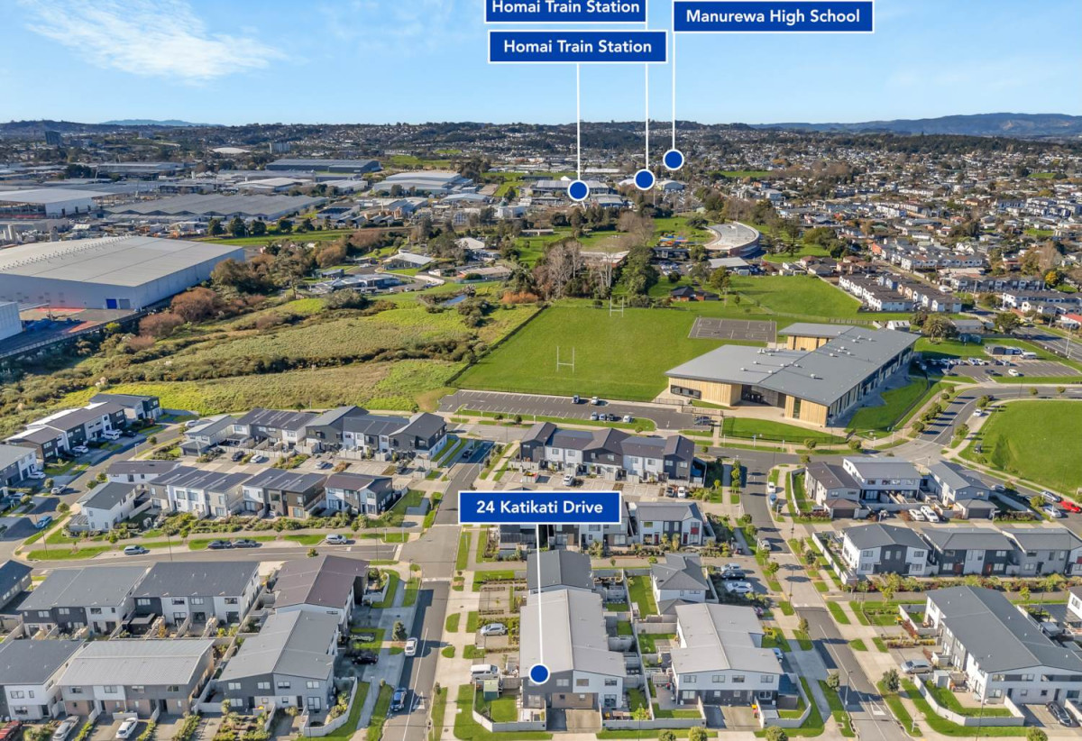 Ultimate Corner Fletcher-built Home., 2 beds 1 bath 1 car par, 1.2 km to Homai School, 1.4 km to Manurewa High School, 24 Katikati Drive, Manurewa, Auckland