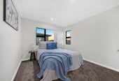 410m² Freehold Section, Brick & Weatherboard Construction, 241m2 Renovated 5 beds 3.5 baths house with double garage and extra car parks, Underfloor Heating in the Kitchen, 1 bed 1 bath ground floor, 77 Carruth Road, Papatoetoe, Auckland