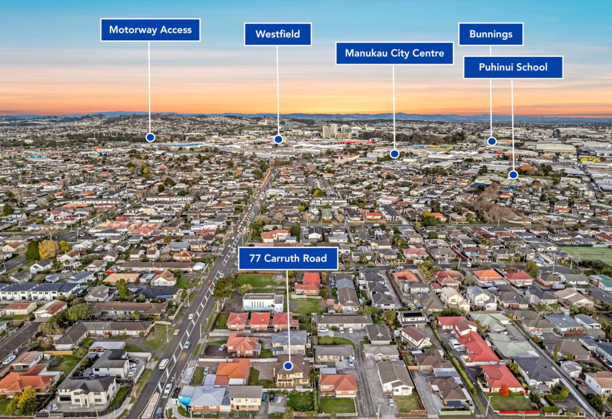 410m² Freehold Section, Brick & Weatherboard Construction, 241m2 Renovated 5 beds 3.5 baths house with double garage and extra car parks, Underfloor Heating in the Kitchen, 1 bed 1 bath ground floor, 77 Carruth Road, Papatoetoe, Auckland