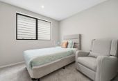 Brandnew standalone 4 beds + study room 2.5 baths home with garage, Located just a short, two-minute stroll from Flat Rock Reserve, the local Fishing Wharf, and the prestigious Auckland Rowing Club, 67A Jolson Road, Mt Wellington, Auckland