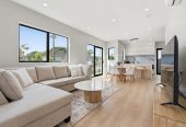 Brandnew standalone 4 beds + study room 2.5 baths home with garage, Located just a short, two-minute stroll from Flat Rock Reserve, the local Fishing Wharf, and the prestigious Auckland Rowing Club, 67A Jolson Road, Mt Wellington, Auckland